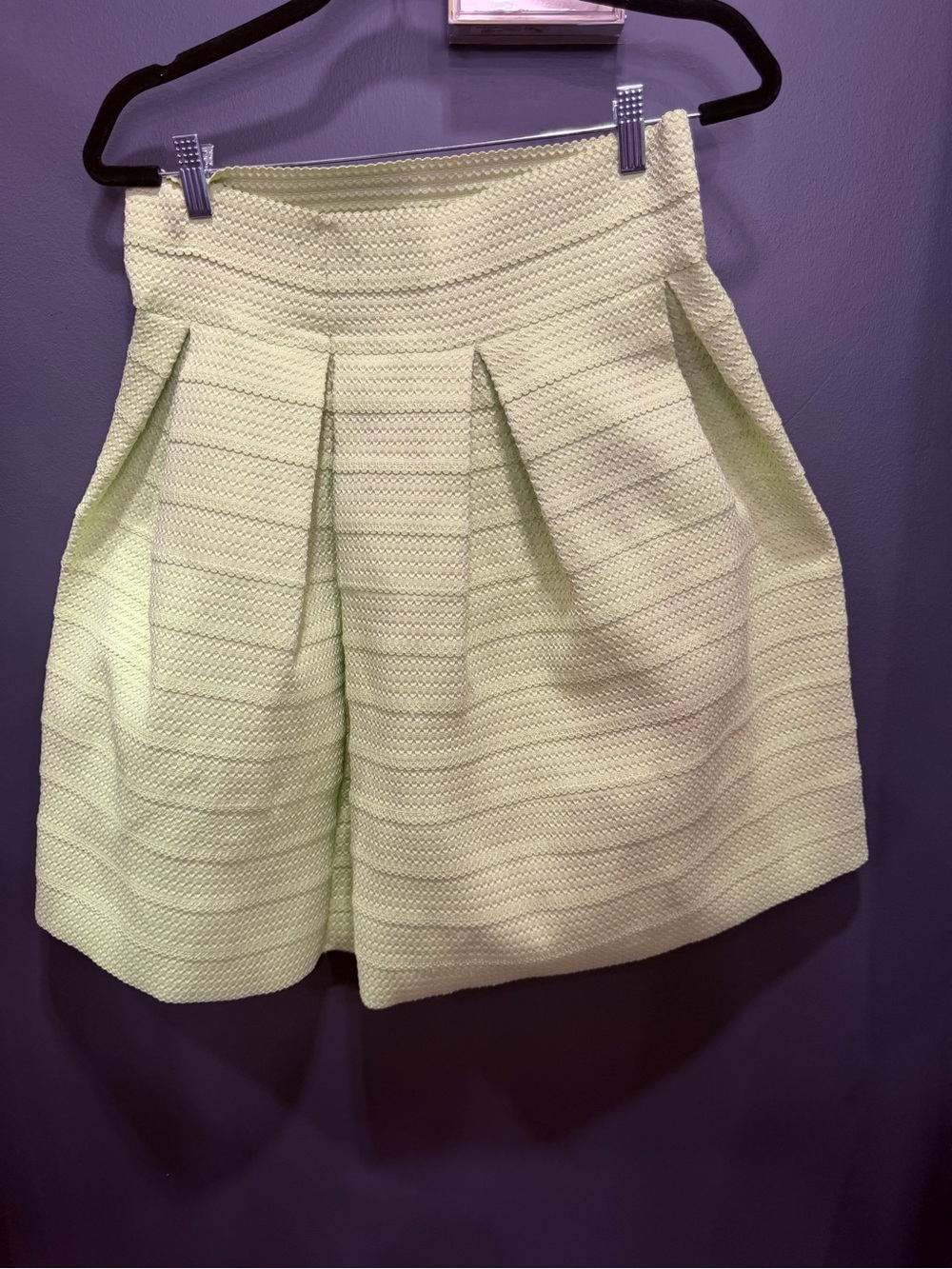 High-Waist Pleated Bermuda Shorts — Light Lime